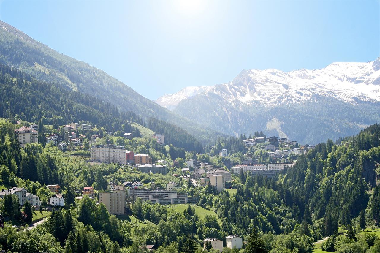 Gruener Baum Hotel Bad Gastein Exterior foto